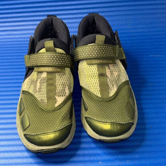 Size 6.5Y- GS Nike Jordan Trunner LX BR Camo Basketball Shoes 897997-030 W- 8 - Picture 4 of 8